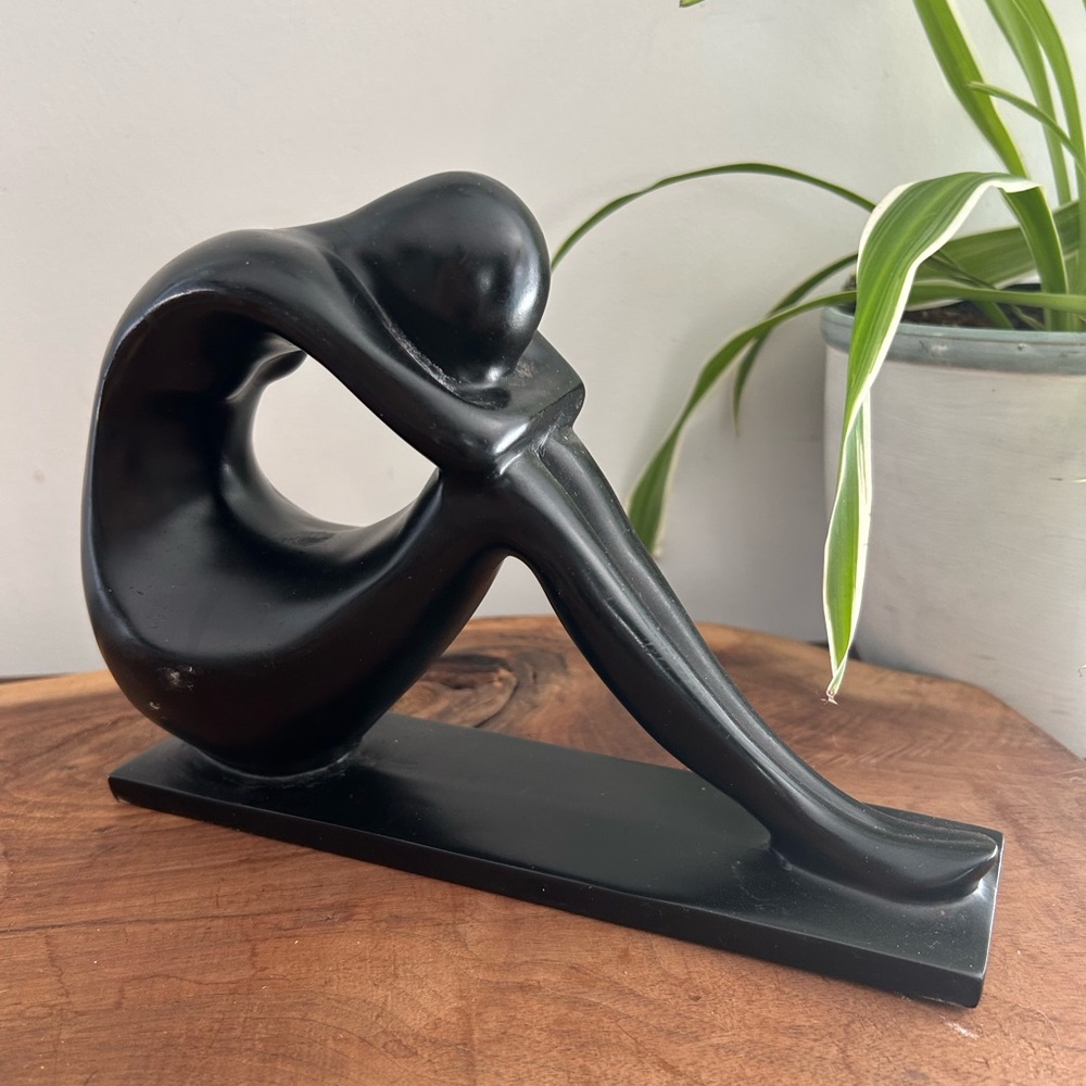 Abstract Sculpture Thinking Crying Women Mother
